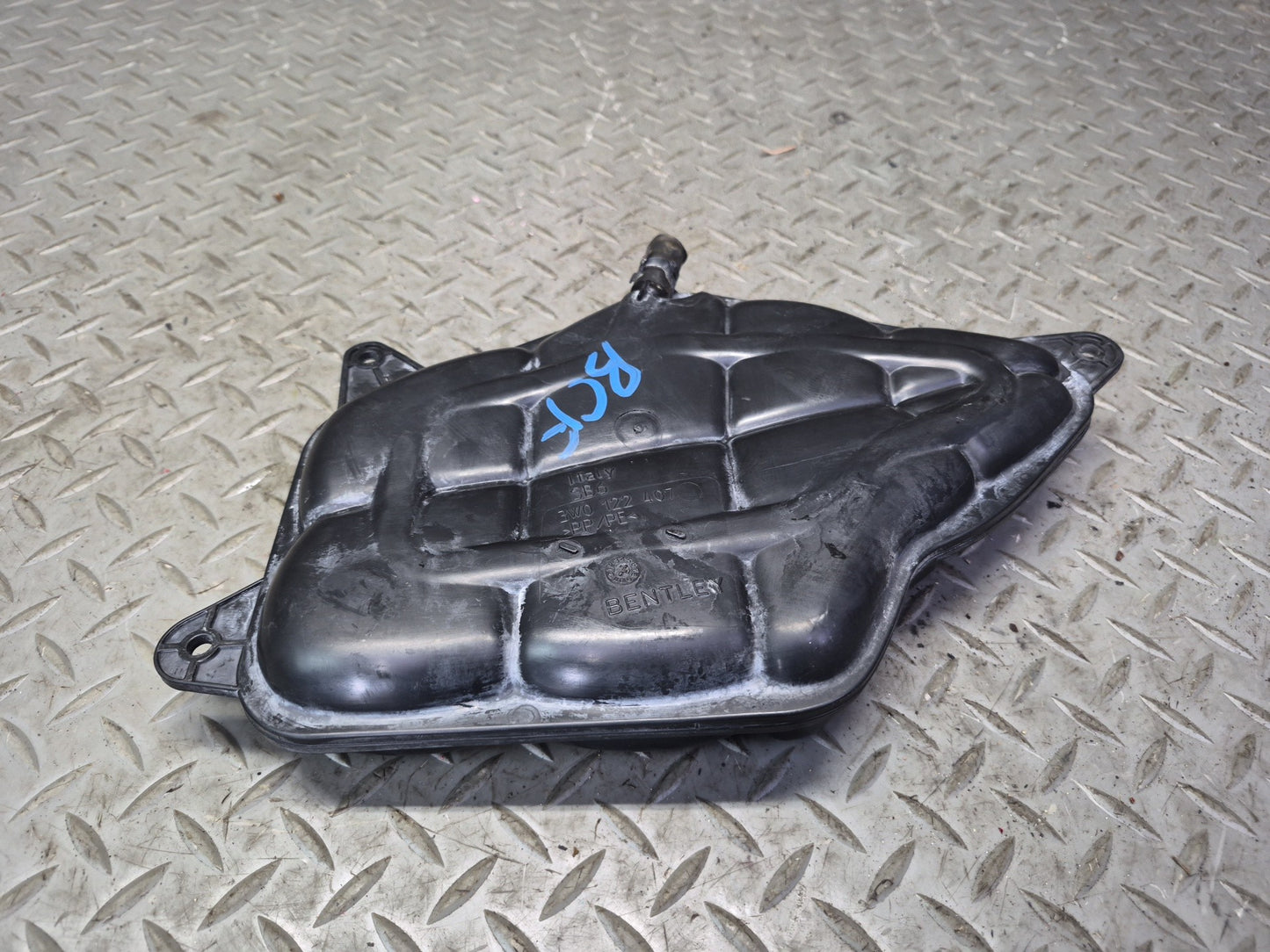 03-10 Bentley Continental GT Engine Coolant Additional Expansion Tank 3W0122407