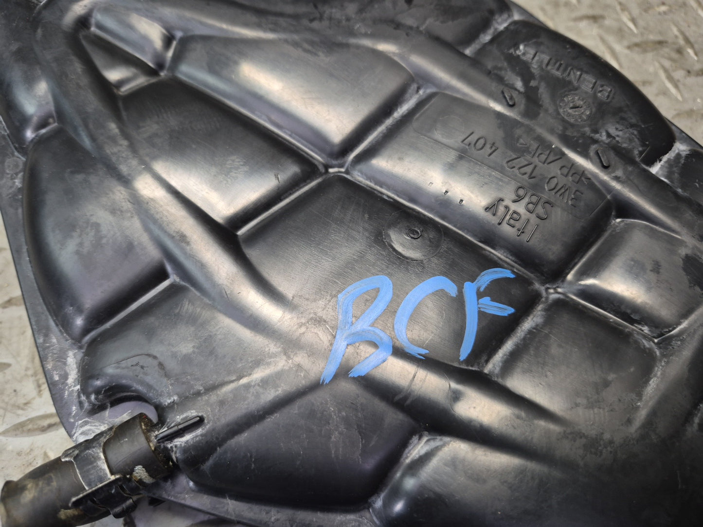 03-10 Bentley Continental GT Engine Coolant Additional Expansion Tank 3W0122407