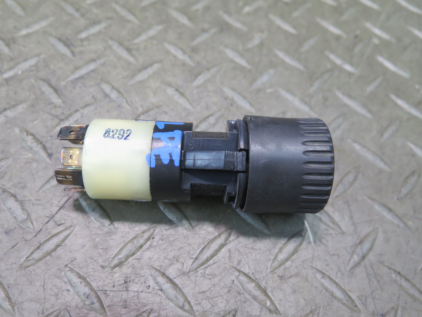 1985-1986 Porsche 928 Headlight Light Lamp Control Knob Switch 92861310300
