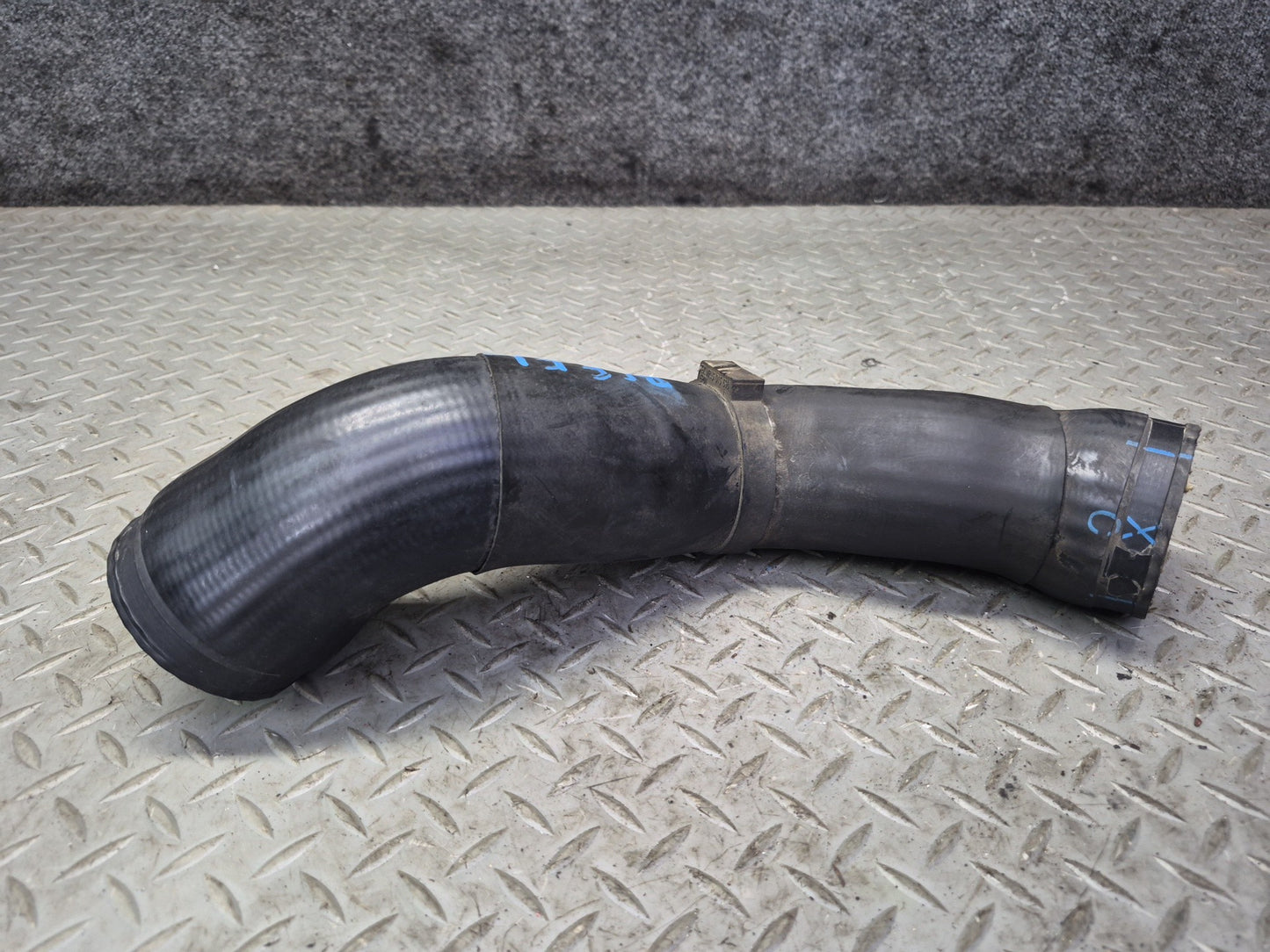 03-10 Bentley Continental GT Left Intercooler Hose Pipe Line 3W0145838F