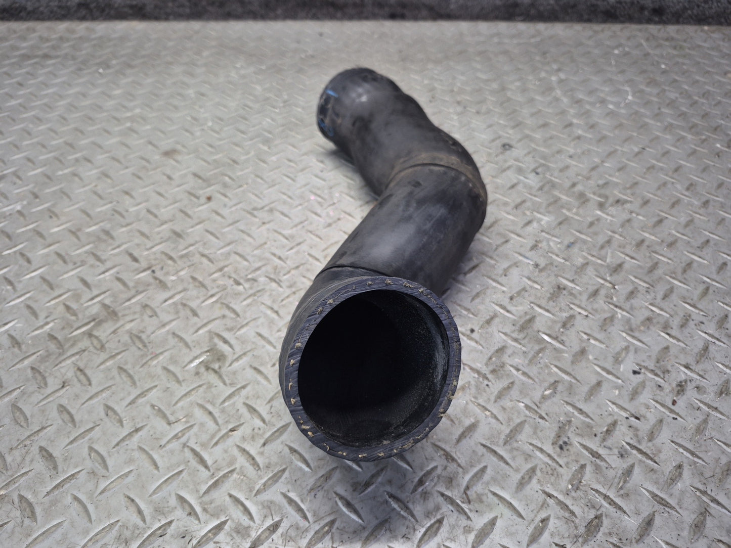 03-10 Bentley Continental GT Left Intercooler Hose Pipe Line 3W0145838F