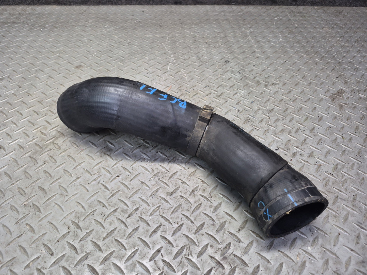 03-10 Bentley Continental GT Left Intercooler Hose Pipe Line 3W0145838F
