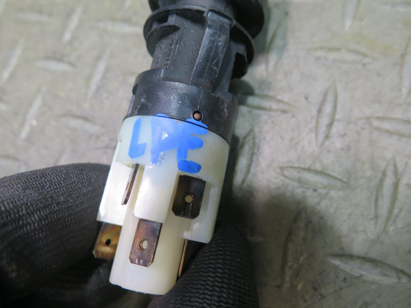 1984-1991 Porsche 928 Hazard Warning Blinker Button Switch 92861310501