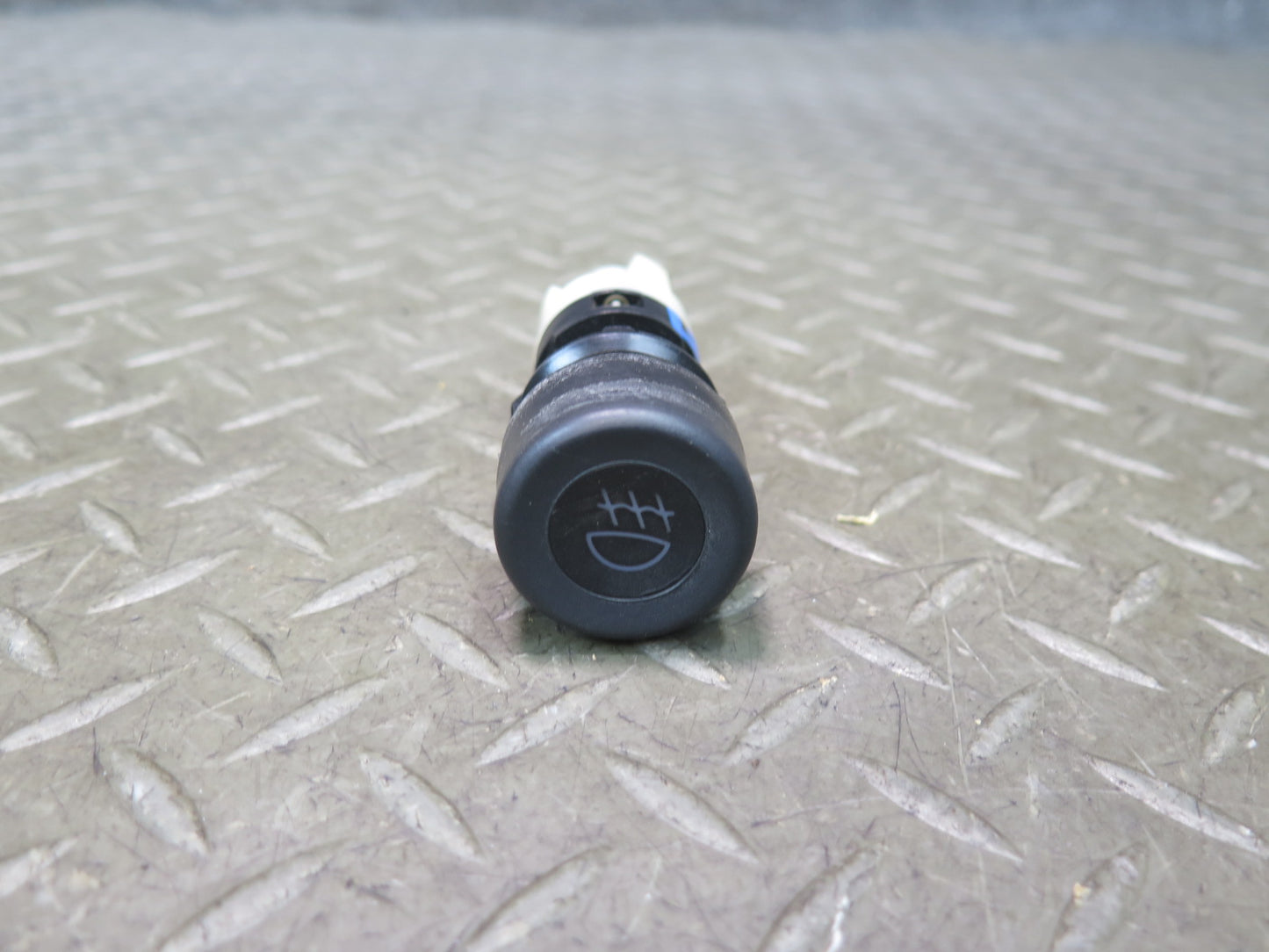 1984-1991 Porsche 928 Fog Light Lamp Button Switch 92861311100