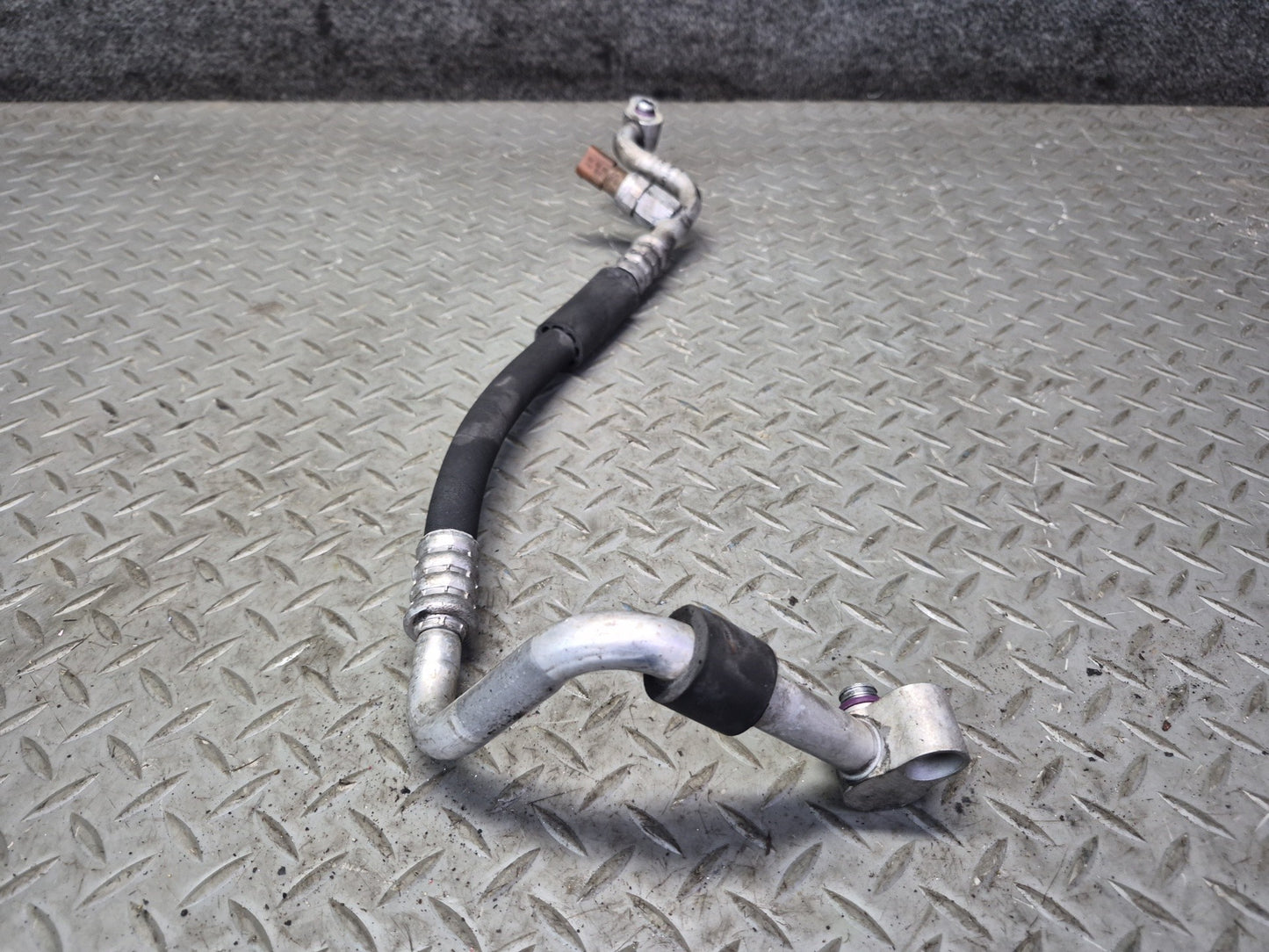 03-10 Bentley Continental GT A/C Air Condition Hose Pipe Line