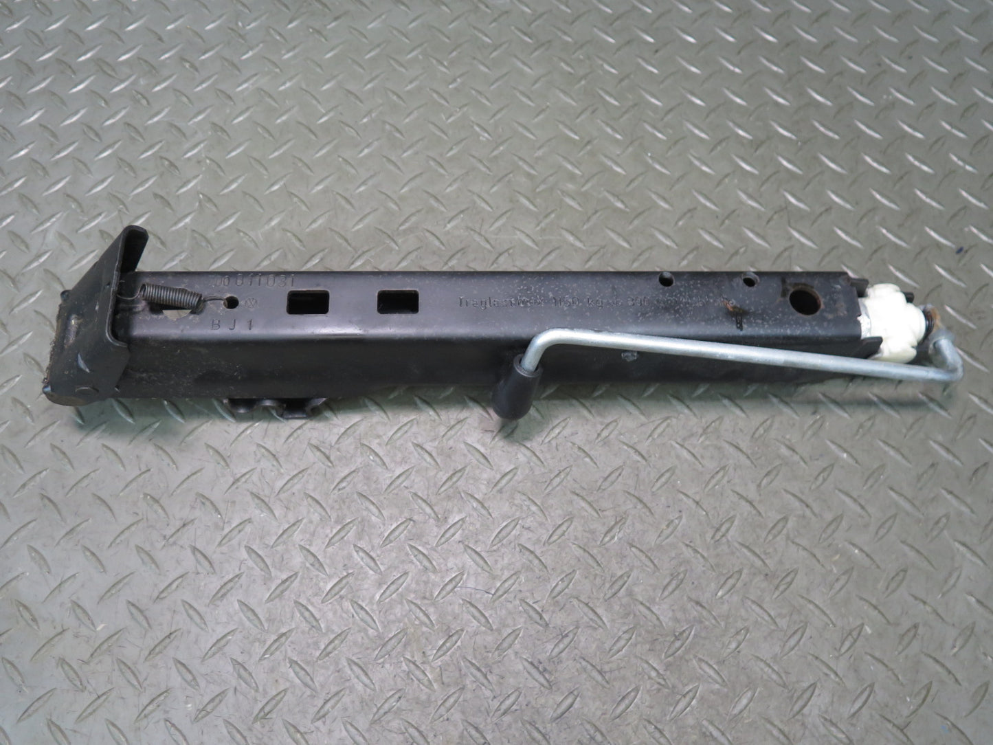 97-03 VW Eurovan T4 Emergency Spare Tire Lift Jack Screw Tool Set OEM