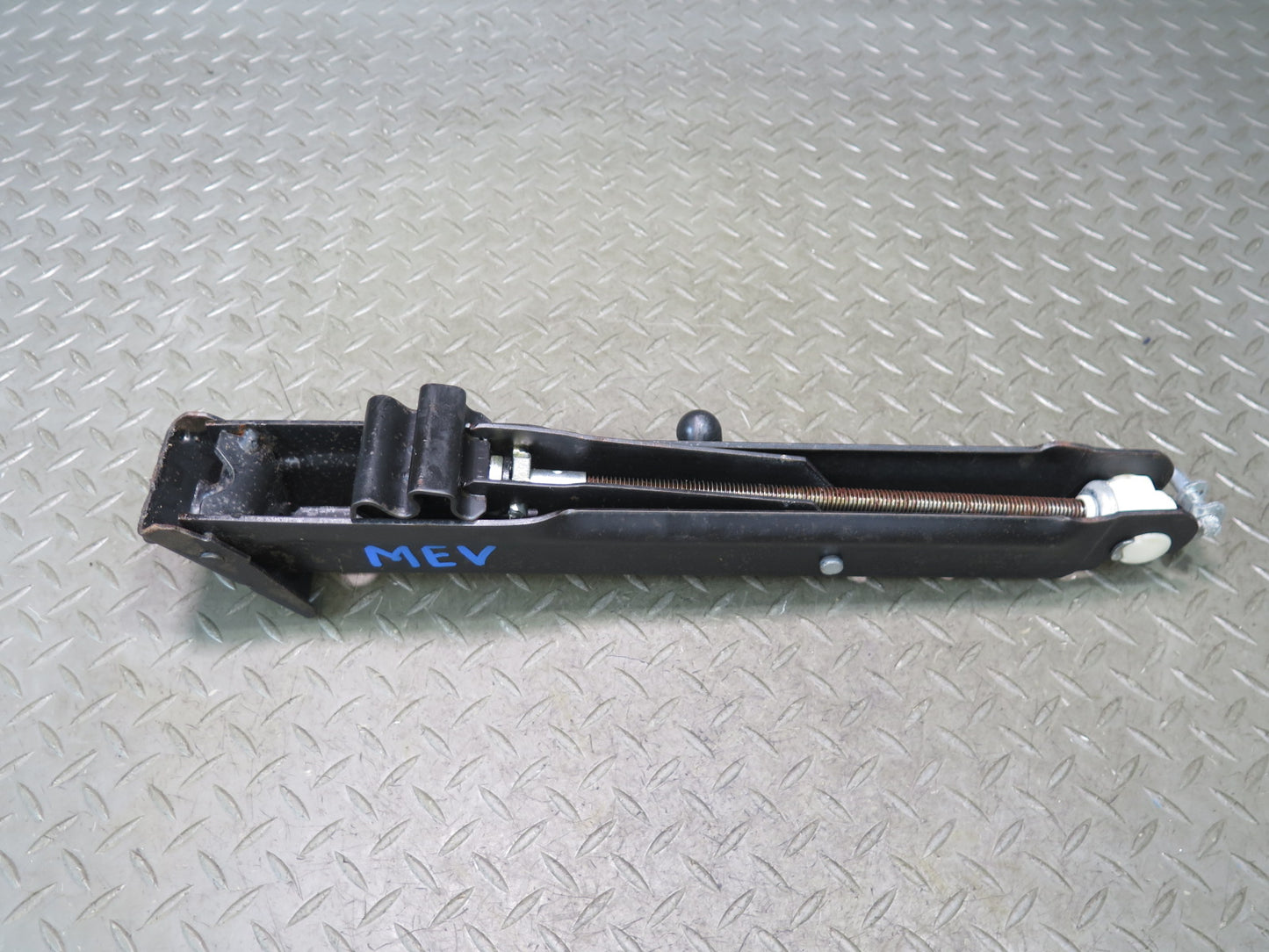 97-03 VW Eurovan T4 Emergency Spare Tire Lift Jack Screw Tool Set OEM