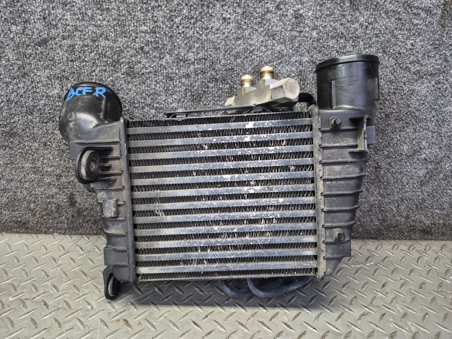 03-10 Bentley Continental GT Right Intercooler Radiator 3W0145804A