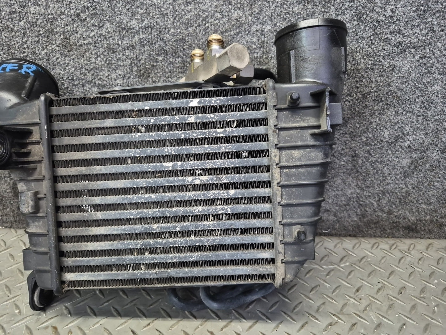 03-10 Bentley Continental GT Right Intercooler Radiator 3W0145804A