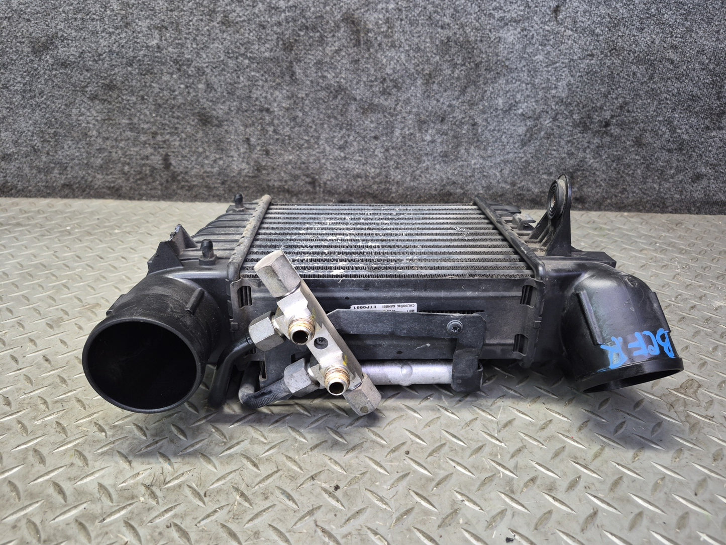 03-10 Bentley Continental GT Right Intercooler Radiator 3W0145804A