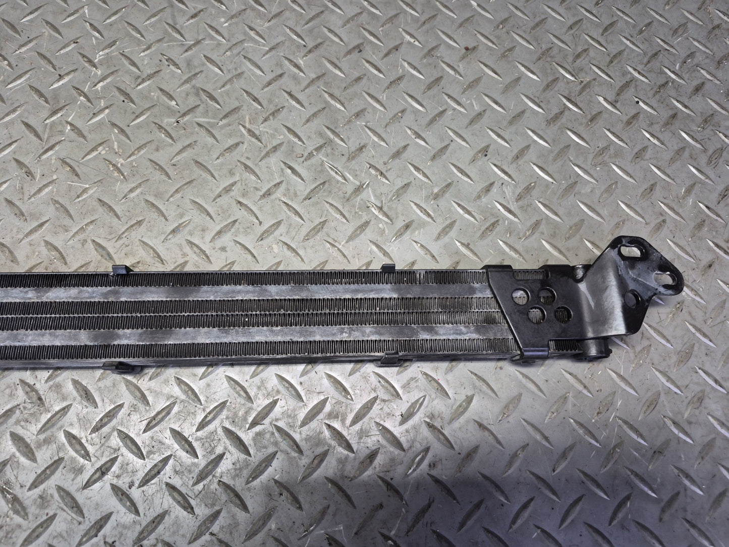 03-10 Bentley Continental GT Power Steering Oil Cooler Radiator 3W0422885A
