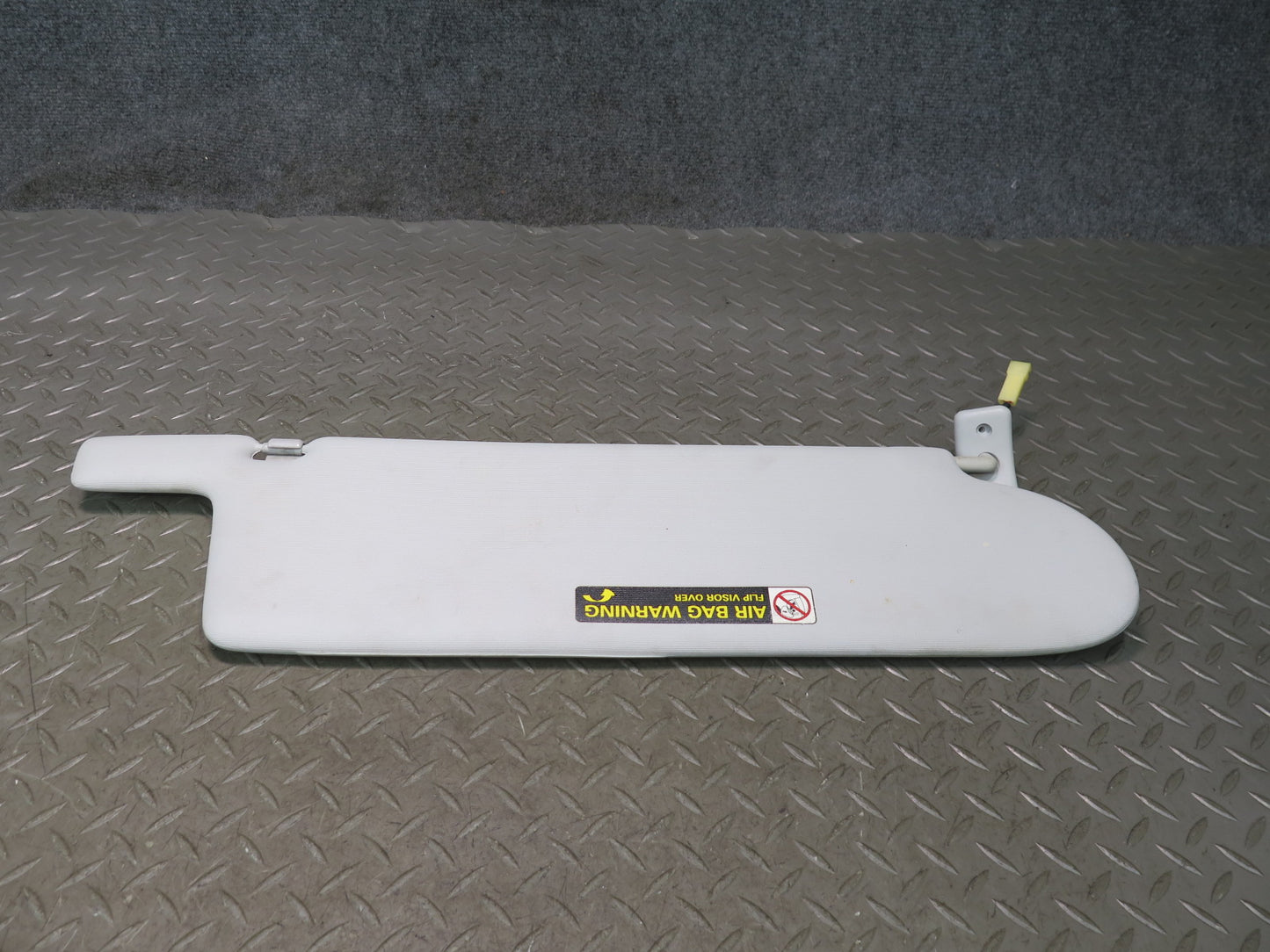 99-03 VW Eurovan T4 Set of 2 Front Left & Right Sun Visor Gray OEM