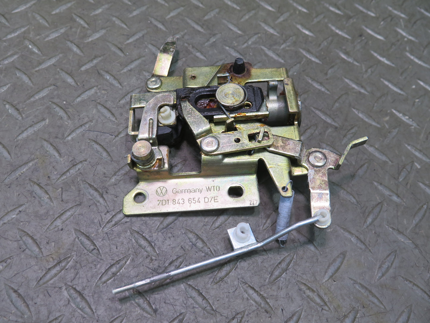 97-03 VW Eurovan T4 Right Sliding Door Lock Latch 7D1843654 OEM