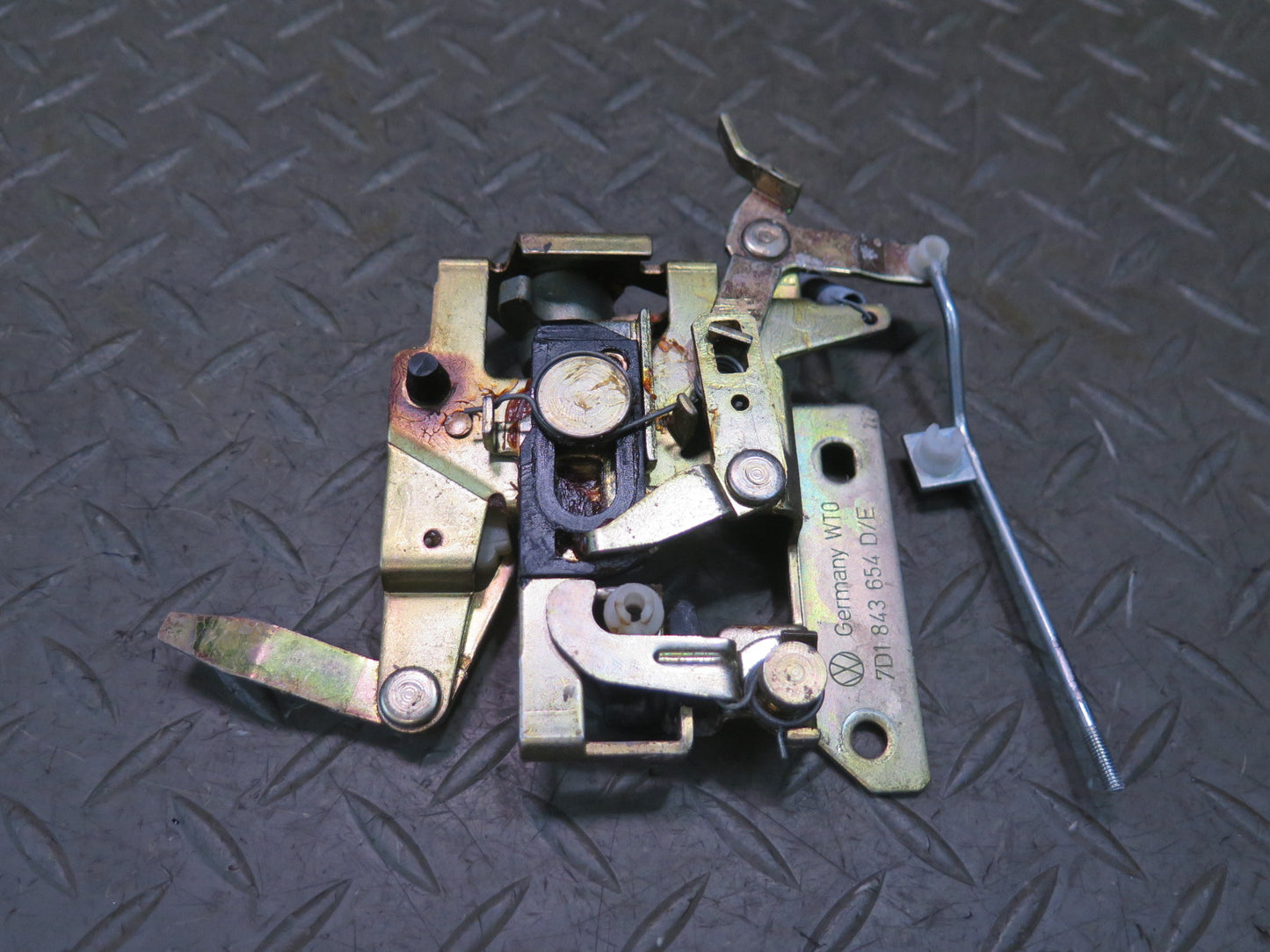97-03 VW Eurovan T4 Right Sliding Door Lock Latch 7D1843654 OEM