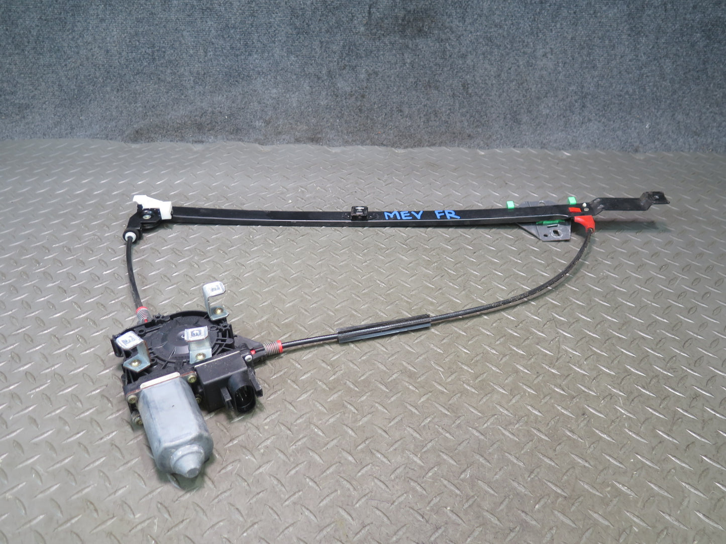 97-03 VW Eurovan T4 Front Right Door Window Regulator w Motor OEM
