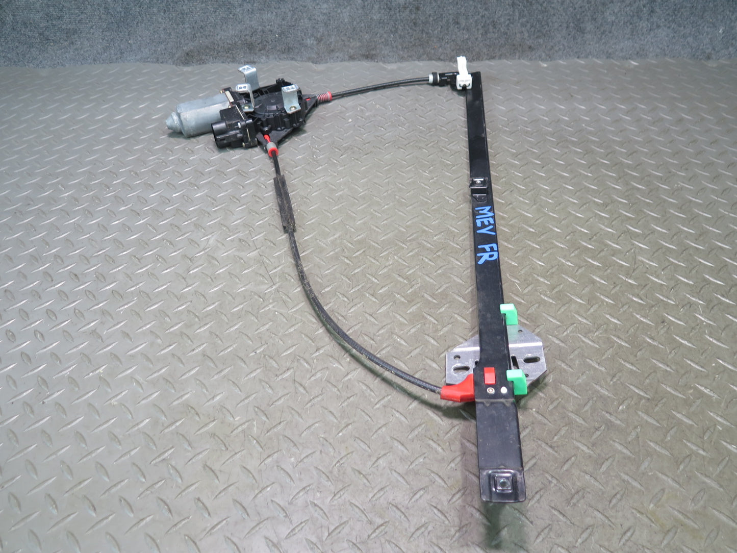 97-03 VW Eurovan T4 Front Right Door Window Regulator w Motor OEM