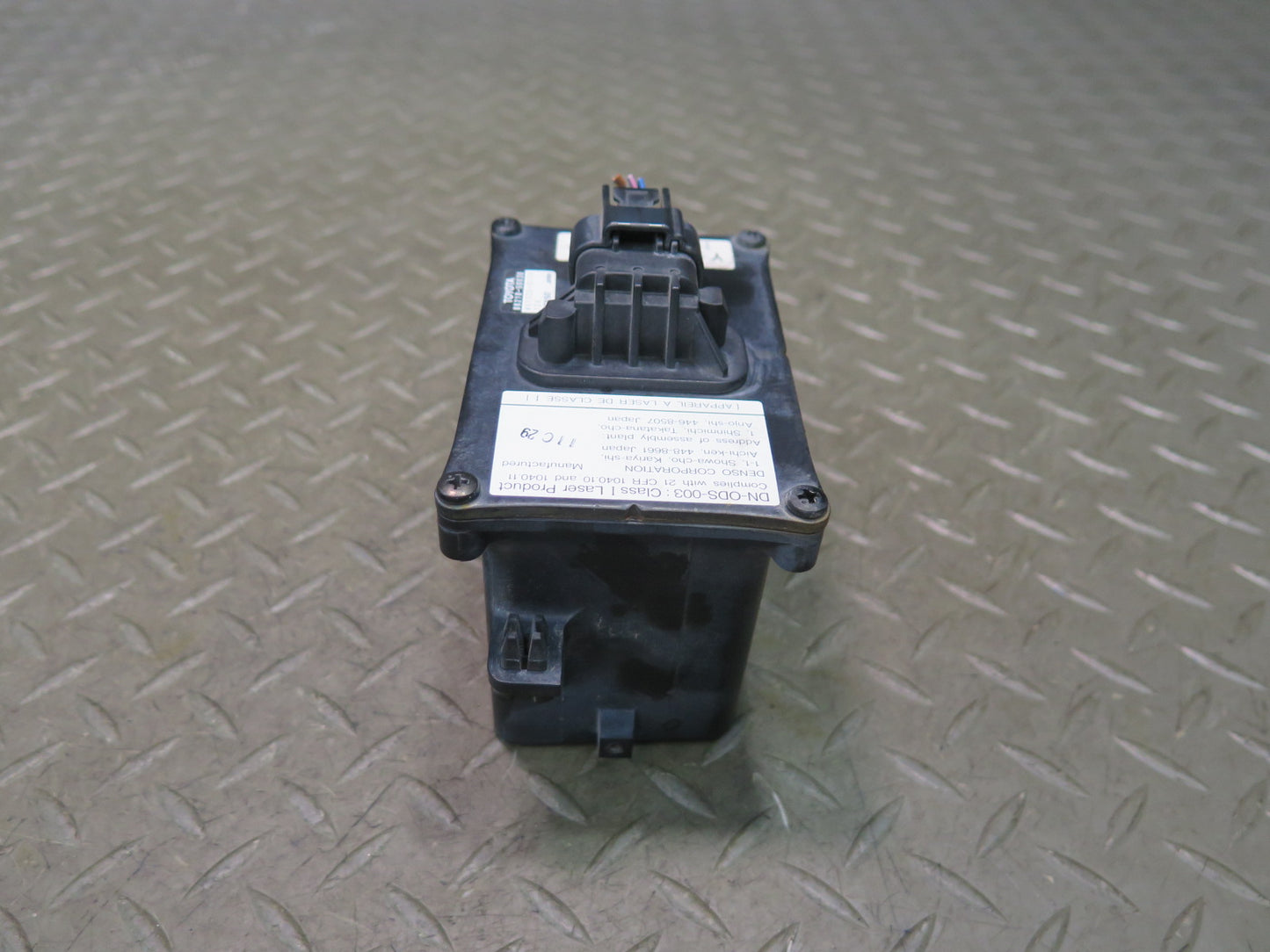 01-03 Lexus UCF30L LS430 Radar Sensor Cruise Control Module 88210-50030 OEM
