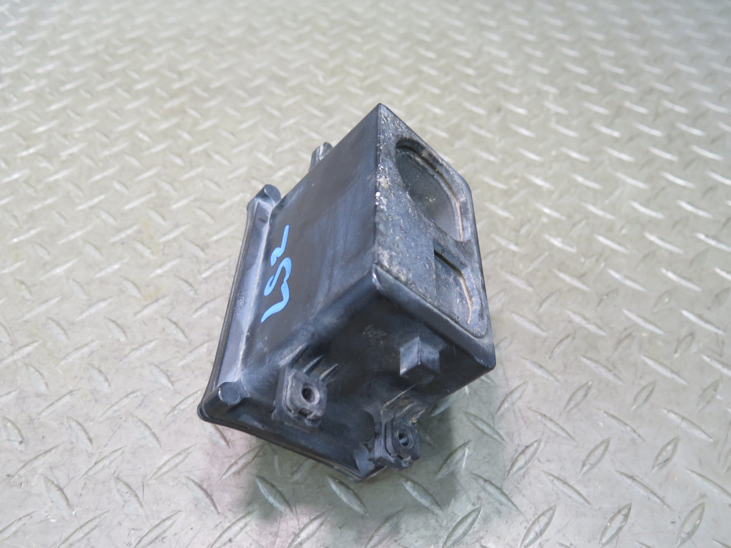 01-03 Lexus UCF30L LS430 Radar Sensor Cruise Control Module 88210-50030 OEM