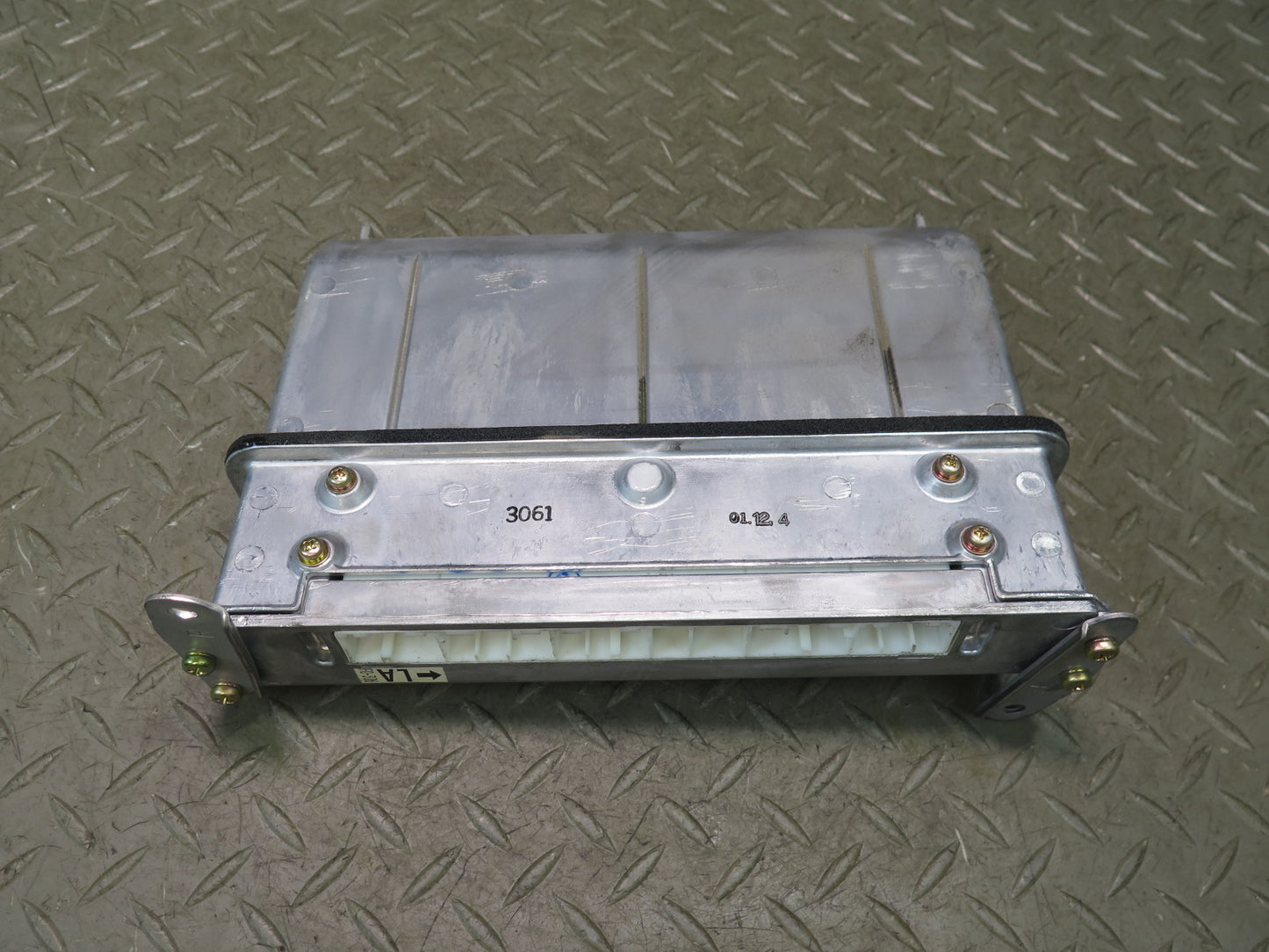 01-02 Lexus UCF30L LS430 Engine ECU ECM Computer Control Module 89661-50660