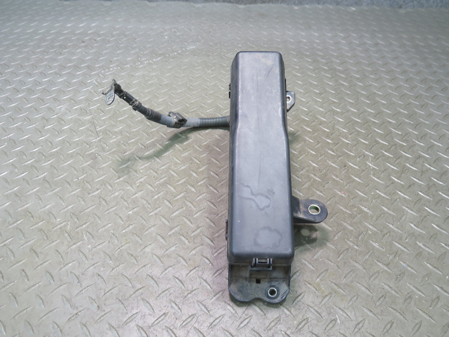 01-03 Lexus UCF30L LS430 Under Hood Junction Fuse Relay Box OEM