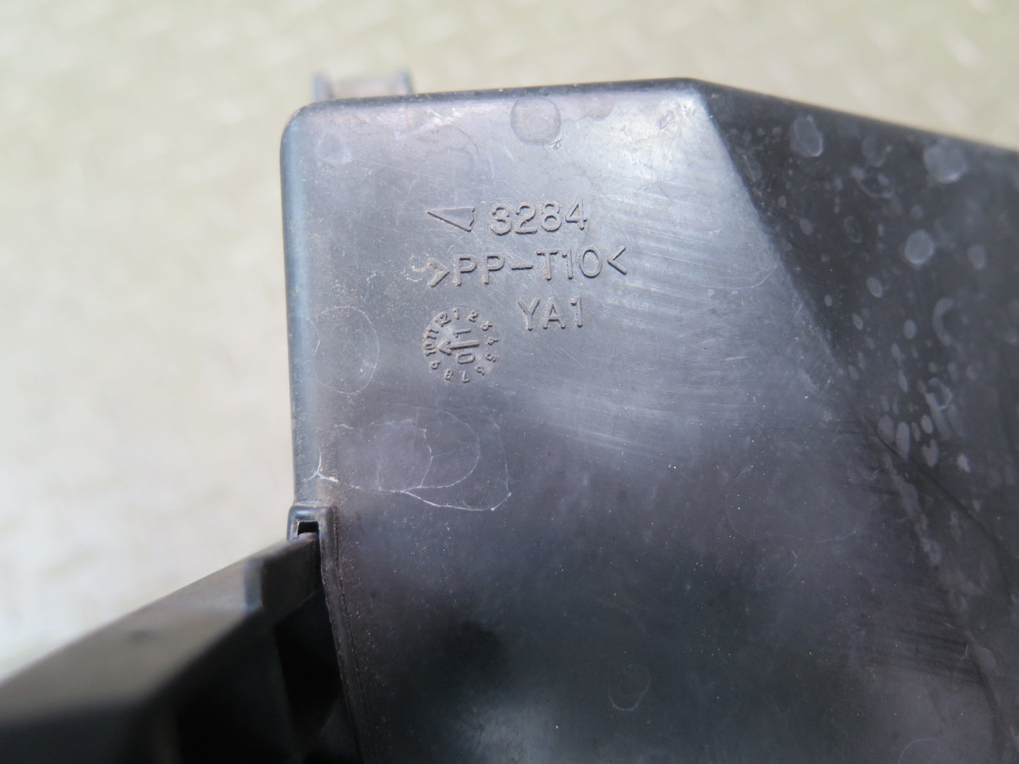 01-03 Lexus UCF30L LS430 Under Hood Fuse Relay Box Module OEM