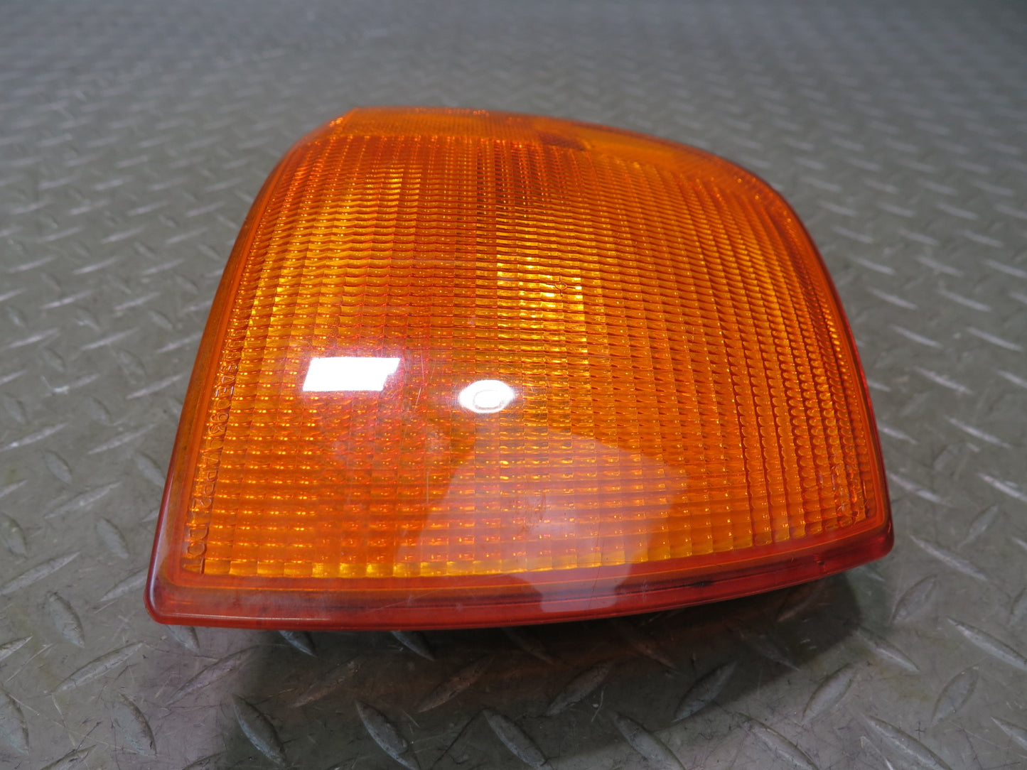 99-03 VW Eurovan T4 Front Right Turn Signal Light Lamp 7D0953042E OEM