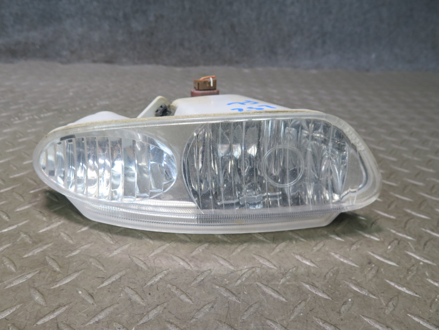 01-03 Lexus LS430 UCF30L Front Left Fog Light Lamp OEM