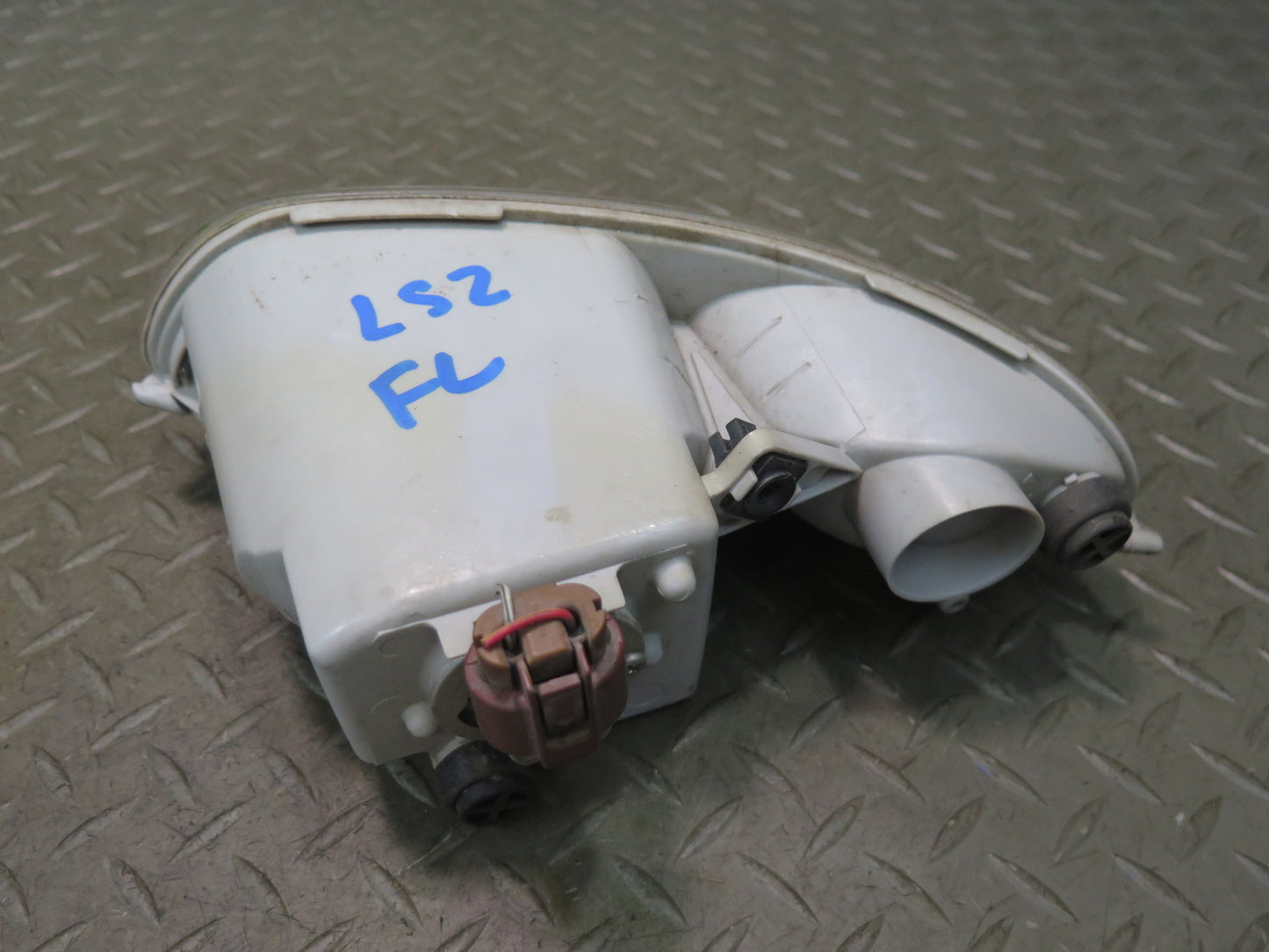01-03 Lexus LS430 UCF30L Front Left Fog Light Lamp OEM
