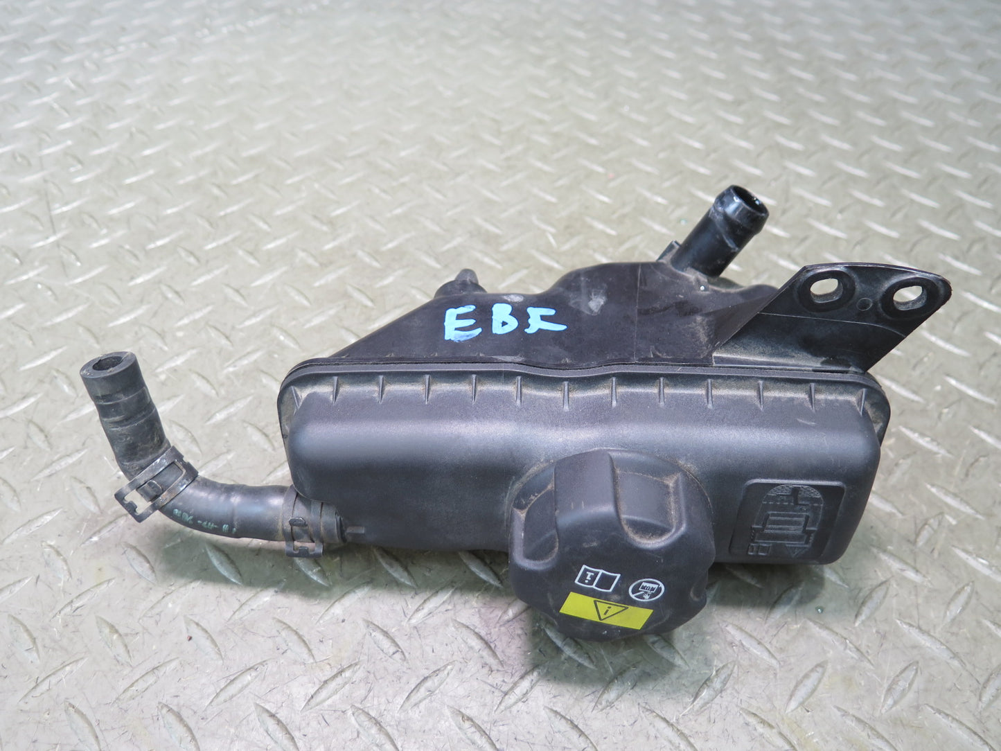 2015-2020 BMW F82 F83 M4 Engine Coolant Expansion Overflow Reservoir Tank