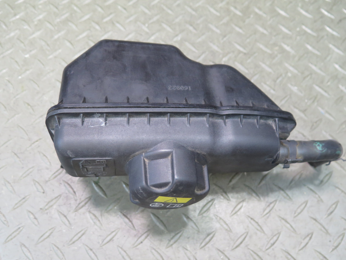 2015-2020 BMW F82 F83 M4 Engine Coolant Expansion Overflow Reservoir Tank