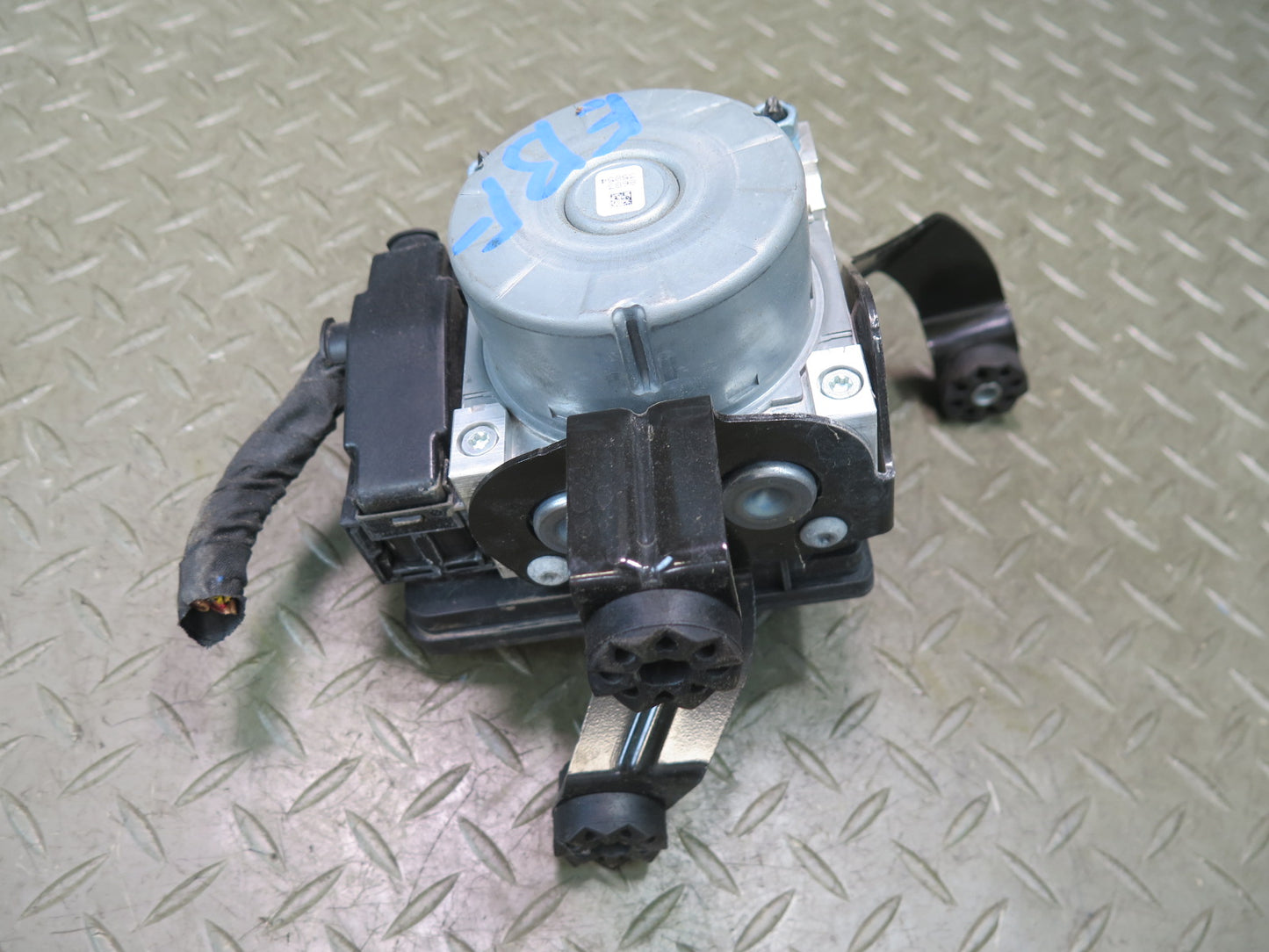 2015-2020 BMW F32 F33 F82 F83 M4 Anti Lock Brake ABS Pump Module 8064504