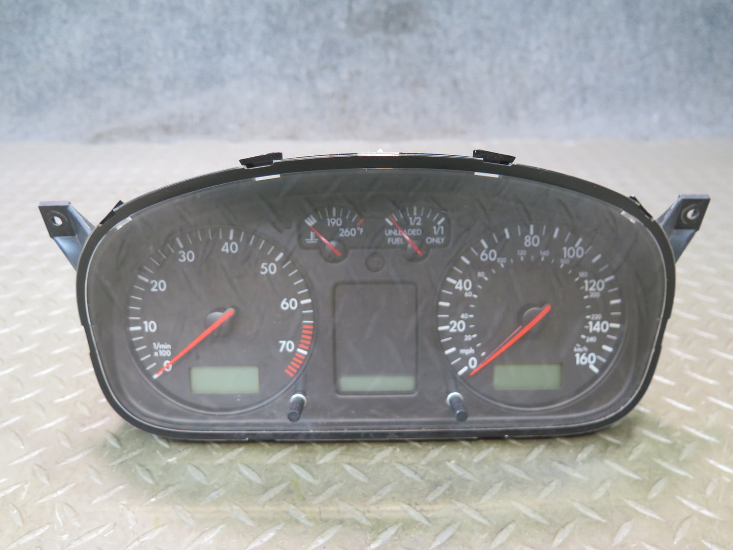 02-03 VW Eurovan T4 2.8L Instrument Cluster Gauge Speedometer 7D0920902T OEM