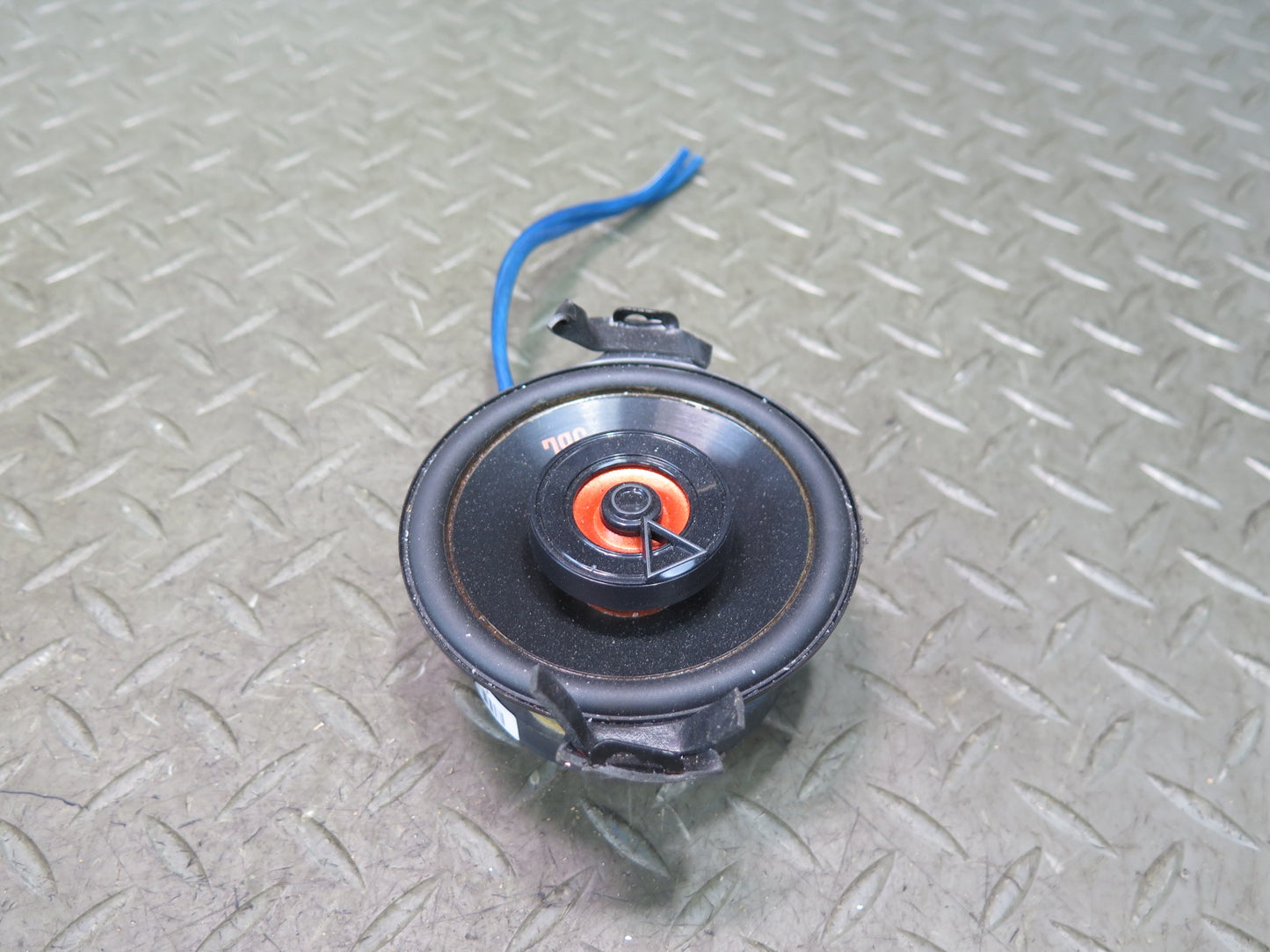 Set of 2 JBL Club 322F 2-WAY Speaker
