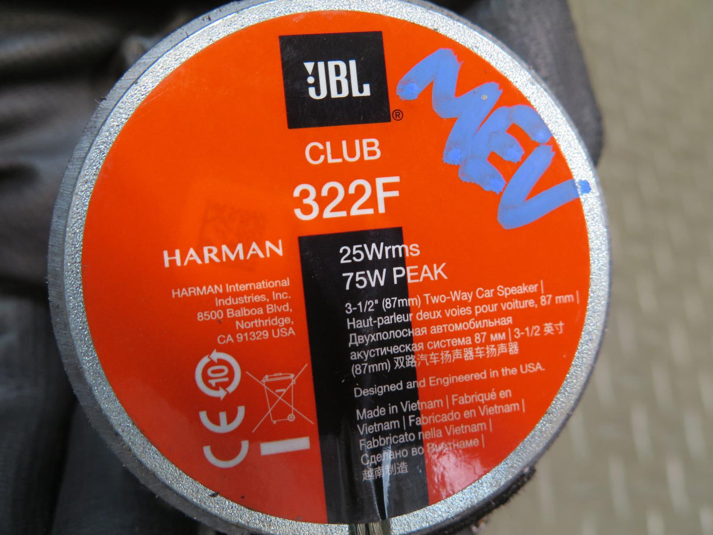 Set of 2 JBL Club 322F 2-WAY Speaker