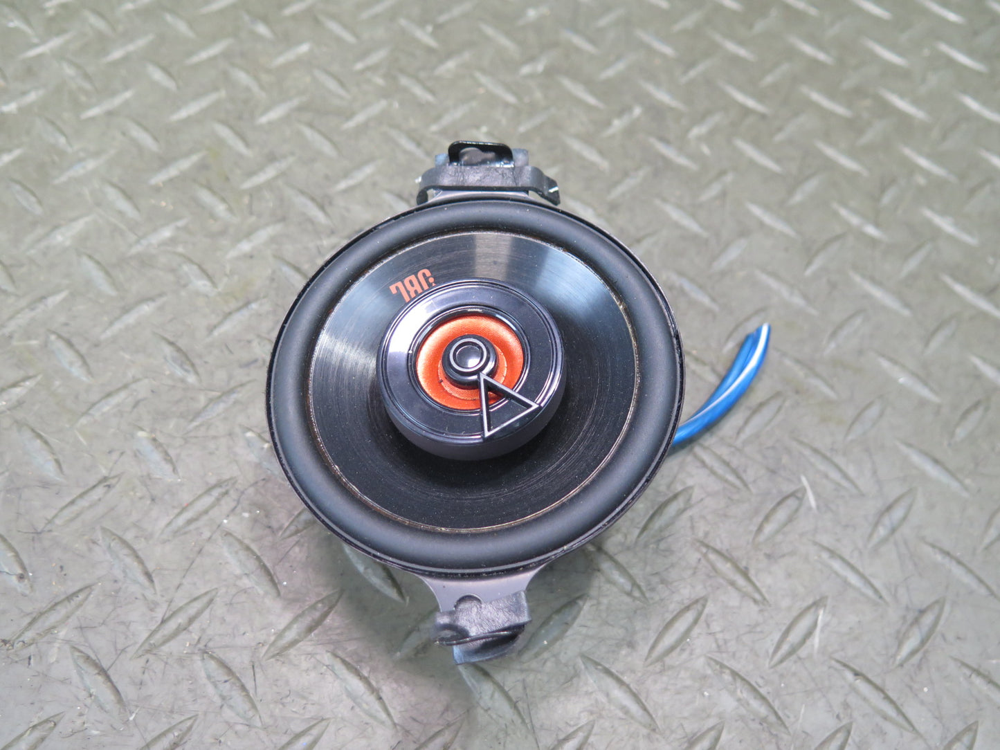 Set of 2 JBL Club 322F 2-WAY Speaker