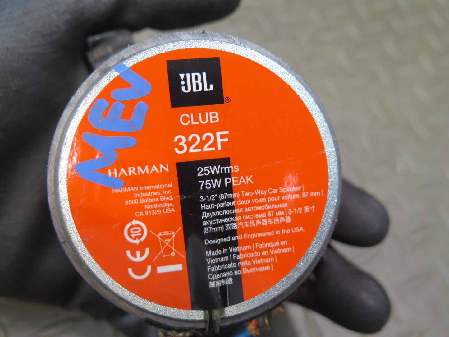 Set of 2 JBL Club 322F 2-WAY Speaker
