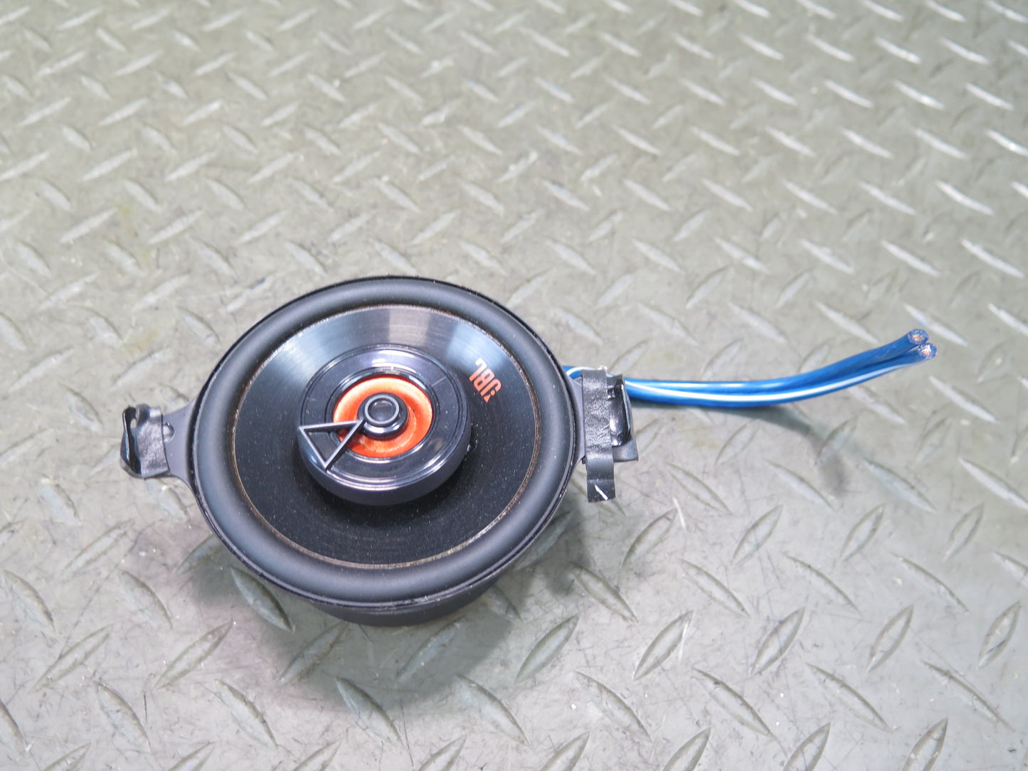 Set of 2 JBL Club 322F 2-WAY Speaker