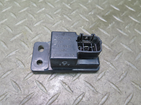 01-03 Lexus UCF30L LS430 Headlamp Cleaner Control Relay 85942-30010 OEM