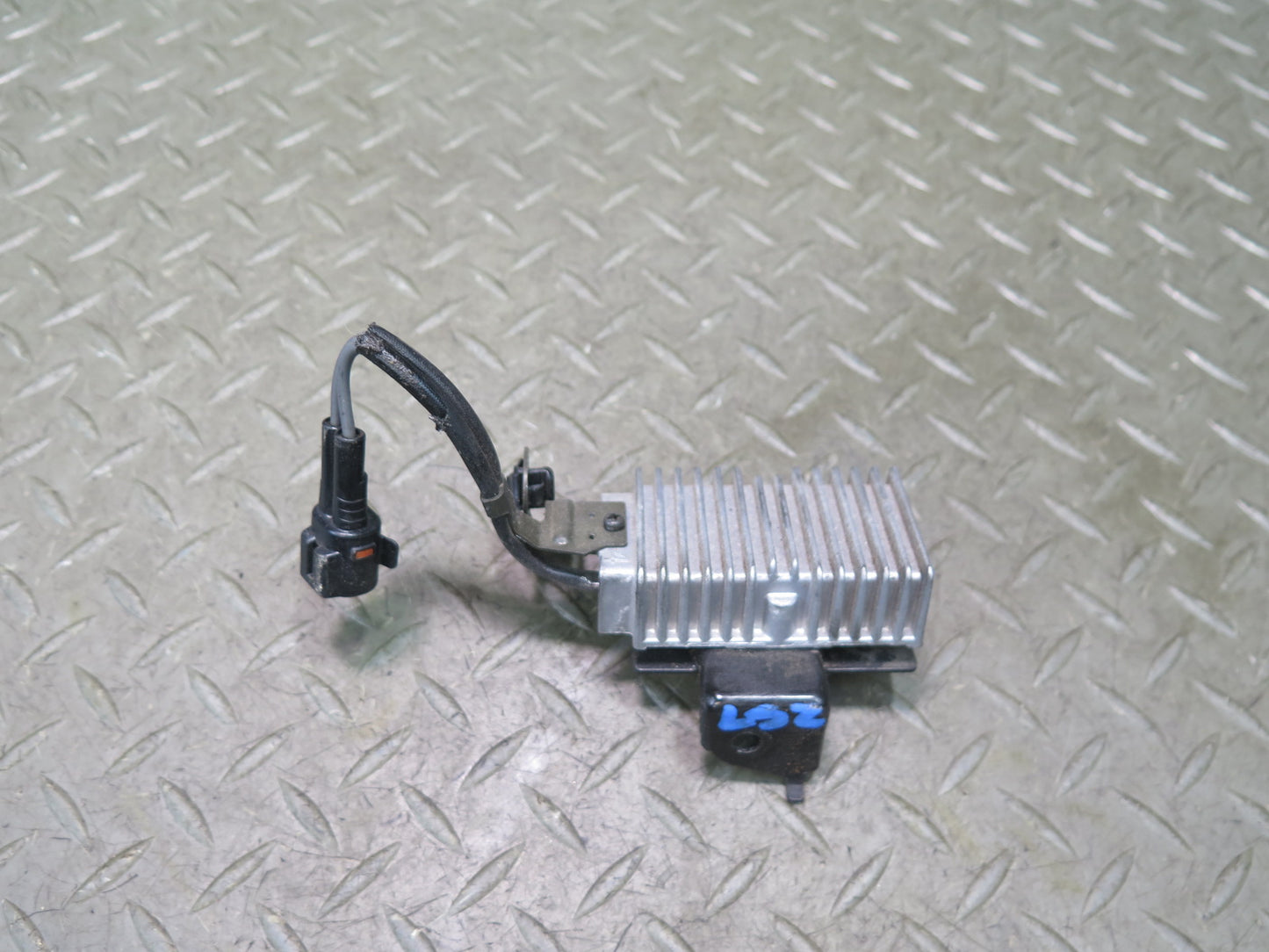 01-03 Lexus UCF30L LS430 Fuel Pump Resistor Module 23080-50090 OEM