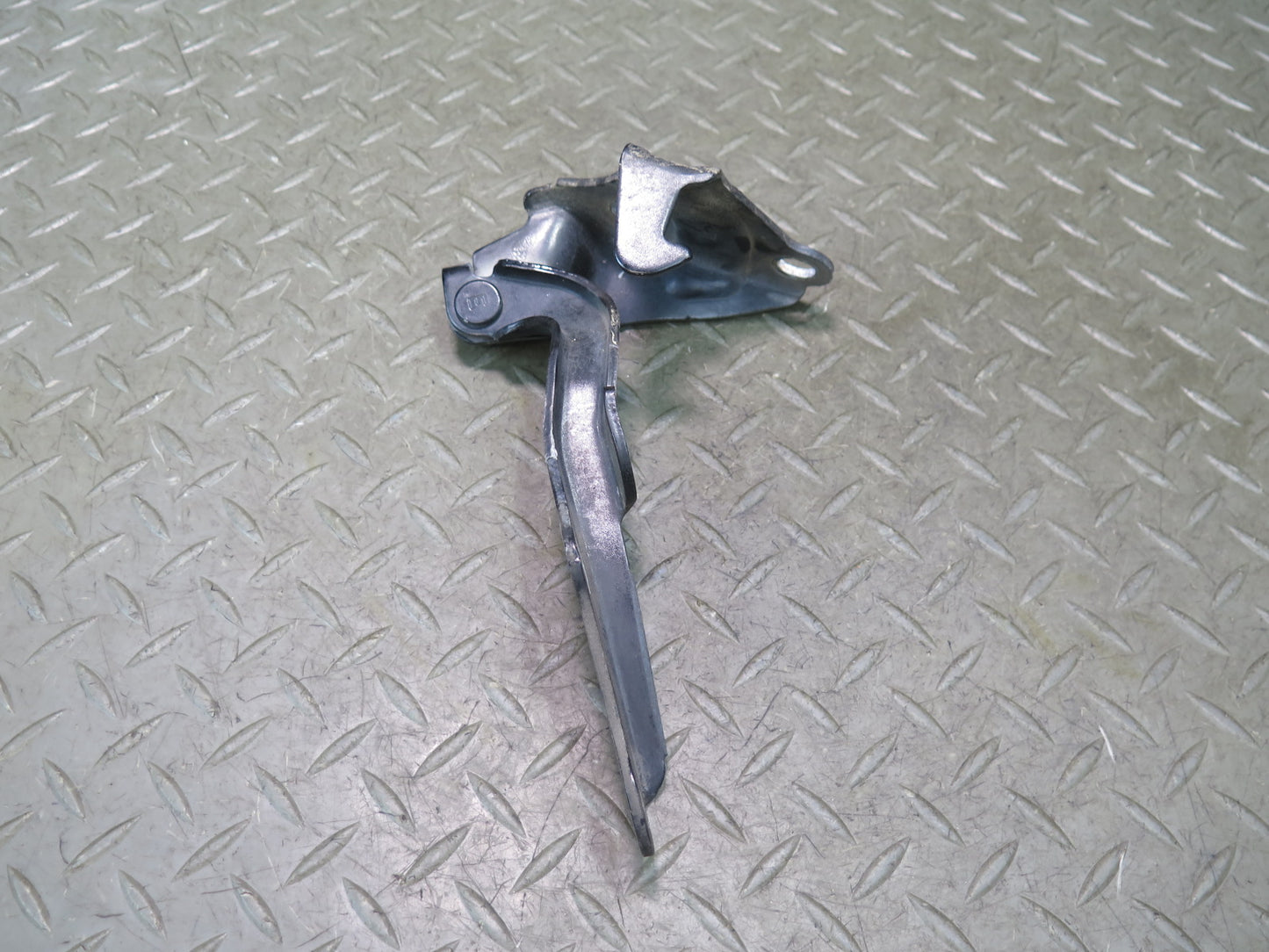 01-06 Lexus UCF30L LS430 Set of 2 Front Left & Right Hood Hinge Black OEM