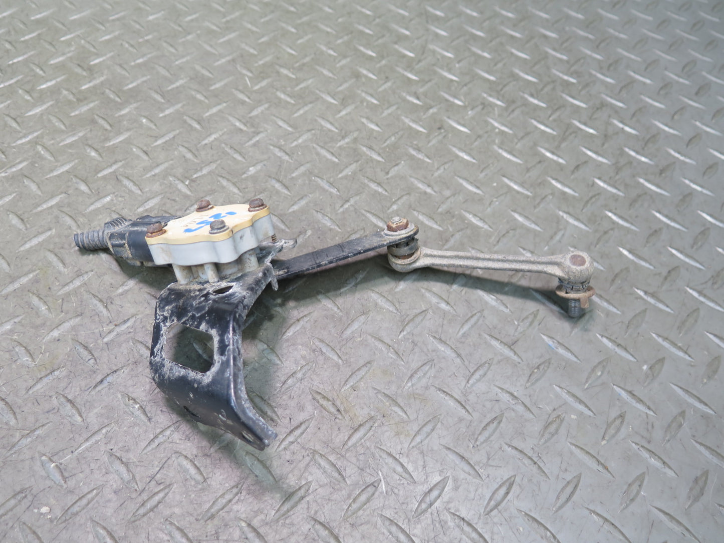 01-06 Lexus UCF30L LS430 Rear Left Right Suspension Height Level Sensor Set OEM