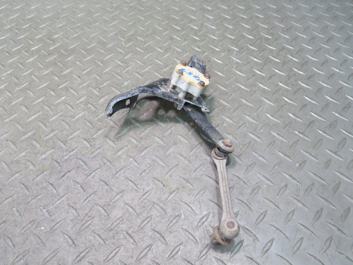 01-06 Lexus UCF30L LS430 Rear Left Right Suspension Height Level Sensor Set OEM