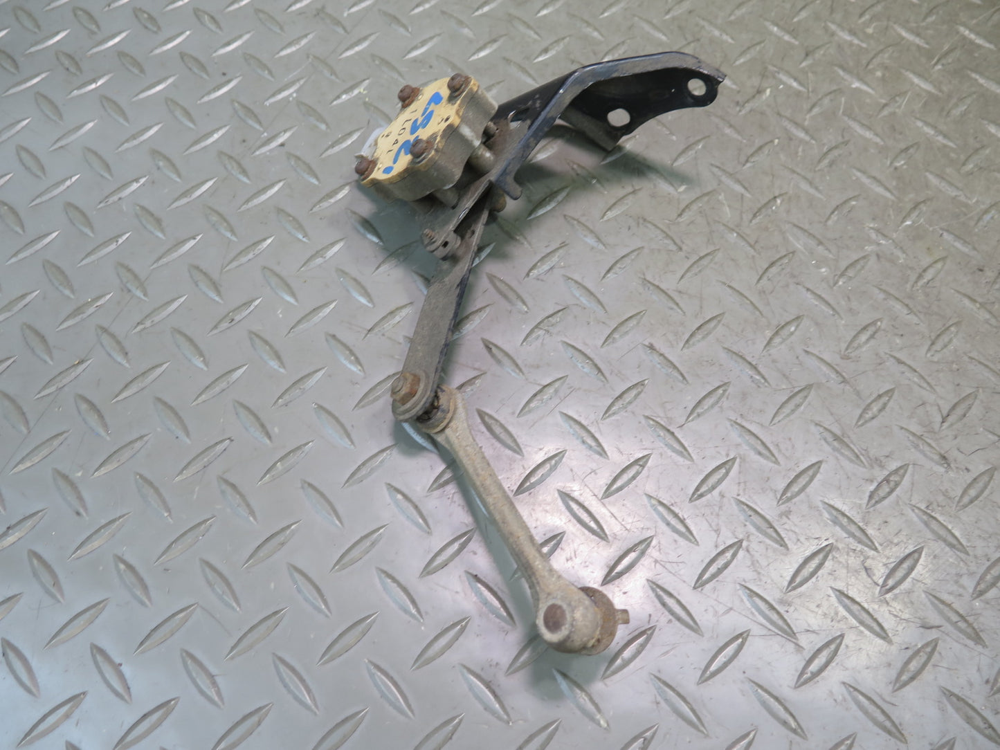 01-06 Lexus UCF30L LS430 Rear Left Right Suspension Height Level Sensor Set OEM