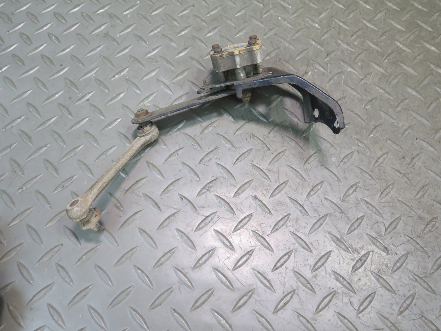 01-06 Lexus UCF30L LS430 Rear Left Right Suspension Height Level Sensor Set OEM