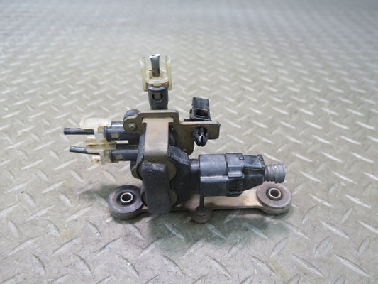 01-03 Lexus UCF30L LS430 Air Suspension Switch Valve OEM