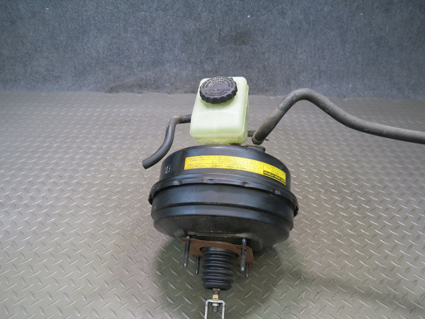 01-03 Lexus UCF30L LS430 Brake Master Cylinder Booster Fluid Reservoir OEM