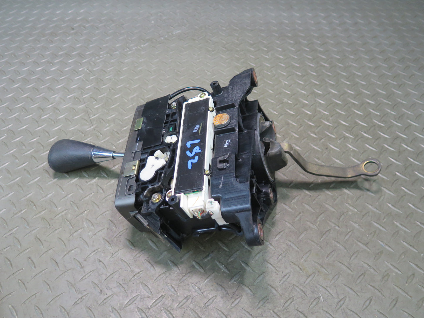 01-03 Lexus UCF30L LS430 A/T Automatic Transmission Shifter RED Wood OEM
