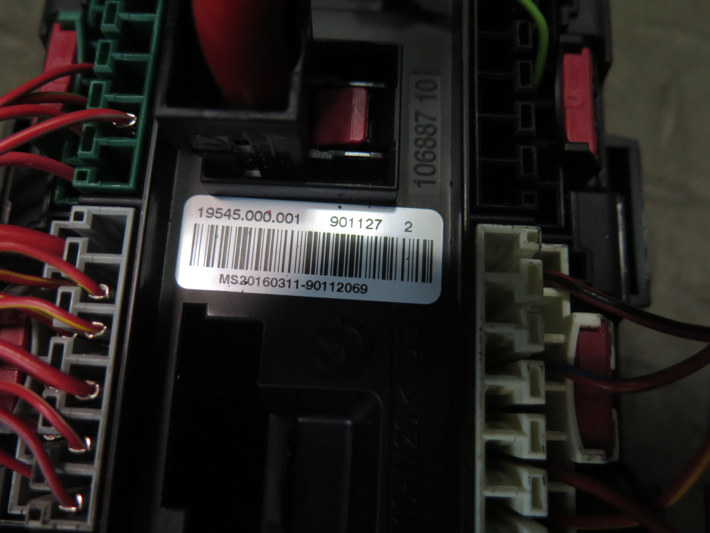 2015-2020 BMW F32 F33 F82 F83 M4 Front Power Distribution Fuse Relay Box 9389068