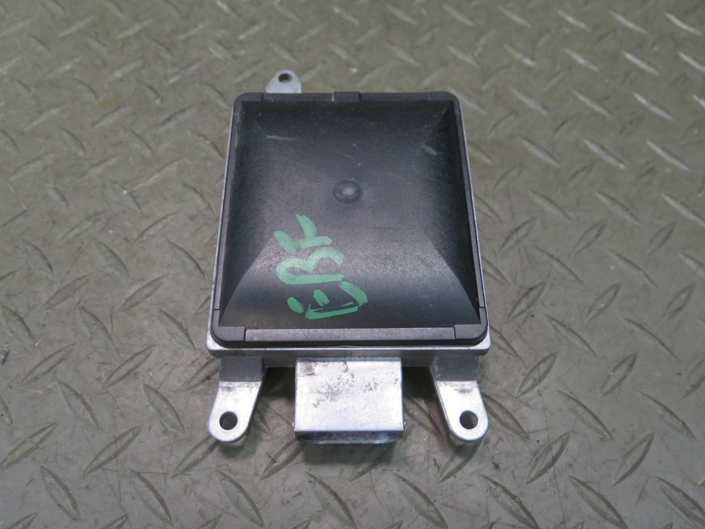 2015-2020 BMW F82 F83 M4 Rear Left Right Lane Change Radar Sensor Control Set