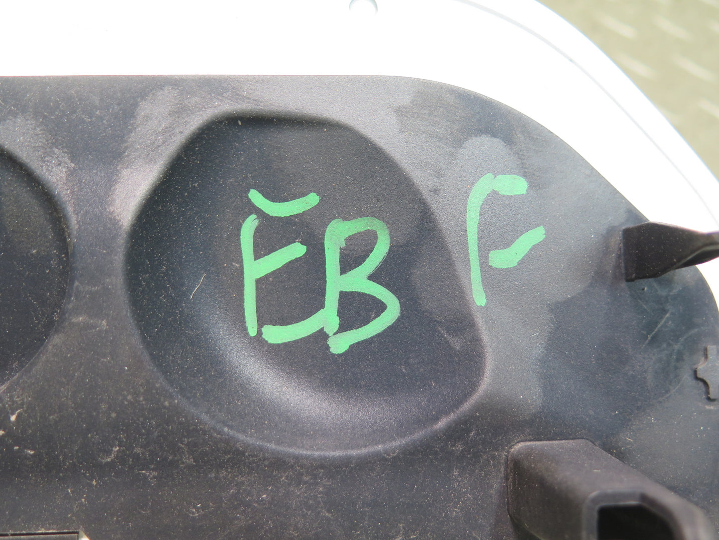 2015-2020 BMW F33 F83 M4 Convertible Fuel Tank Filler Door Lid Cover